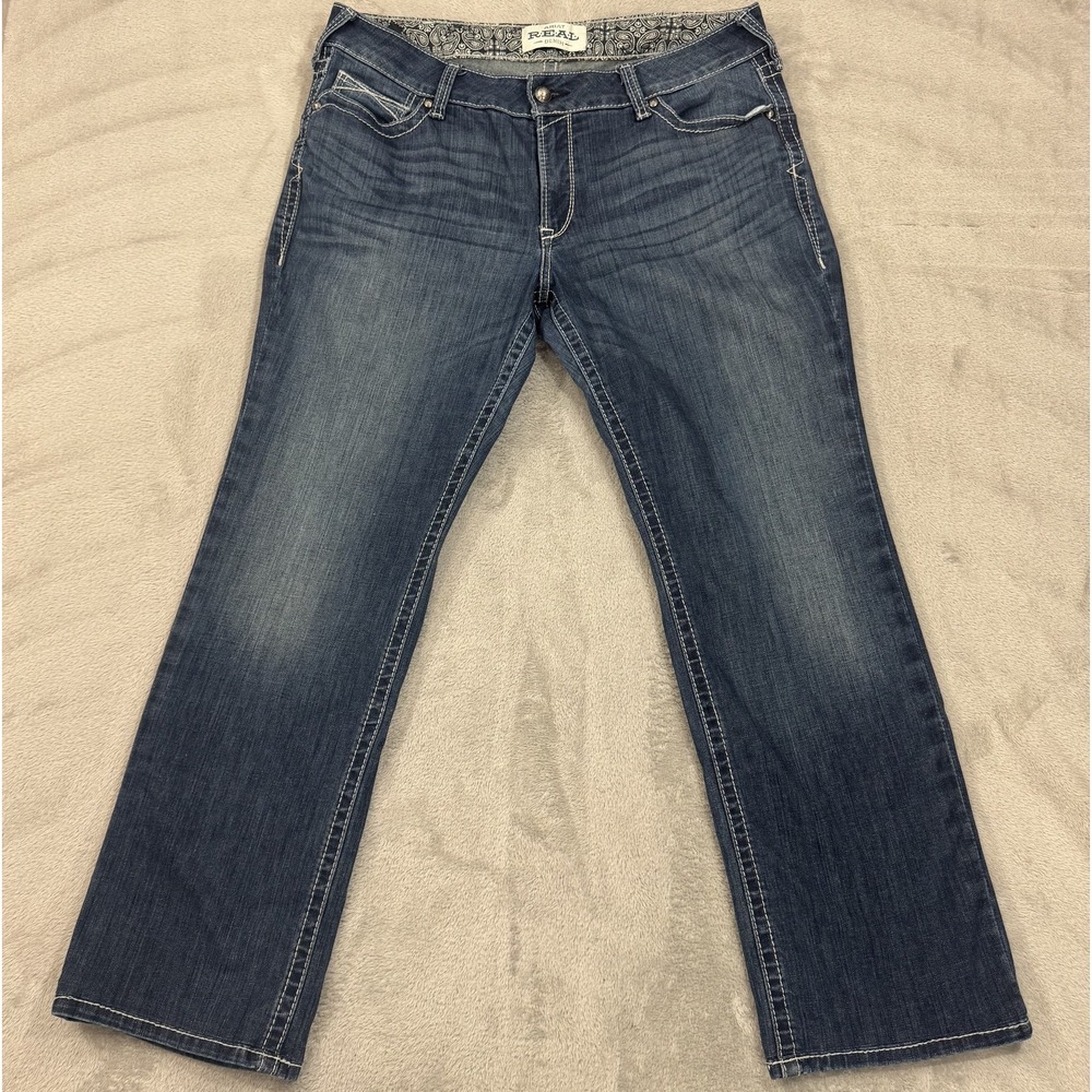 Blue Women's Bootcut Jeans - Medium Wash